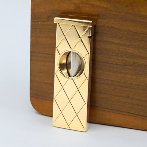 Axel Holm; Cigar cutter of 14k gold Axel Holm; Cigar cutter of 14k gold